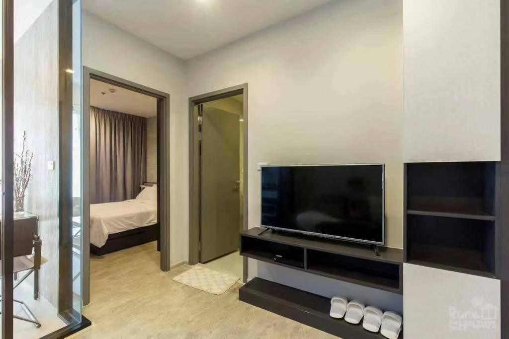 The Base Central Pattaya Seaview Exteriör bild