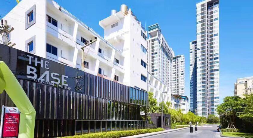The Base Central Pattaya Seaview Exteriör bild